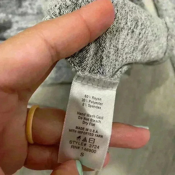 Market & Spruce Maternity Long Sleeve Top Size Small​ - Picture 3 of 5